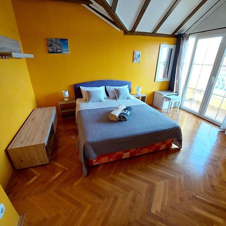 Holiday Home Sunce Dalmacije Mratovo Luaran gambar