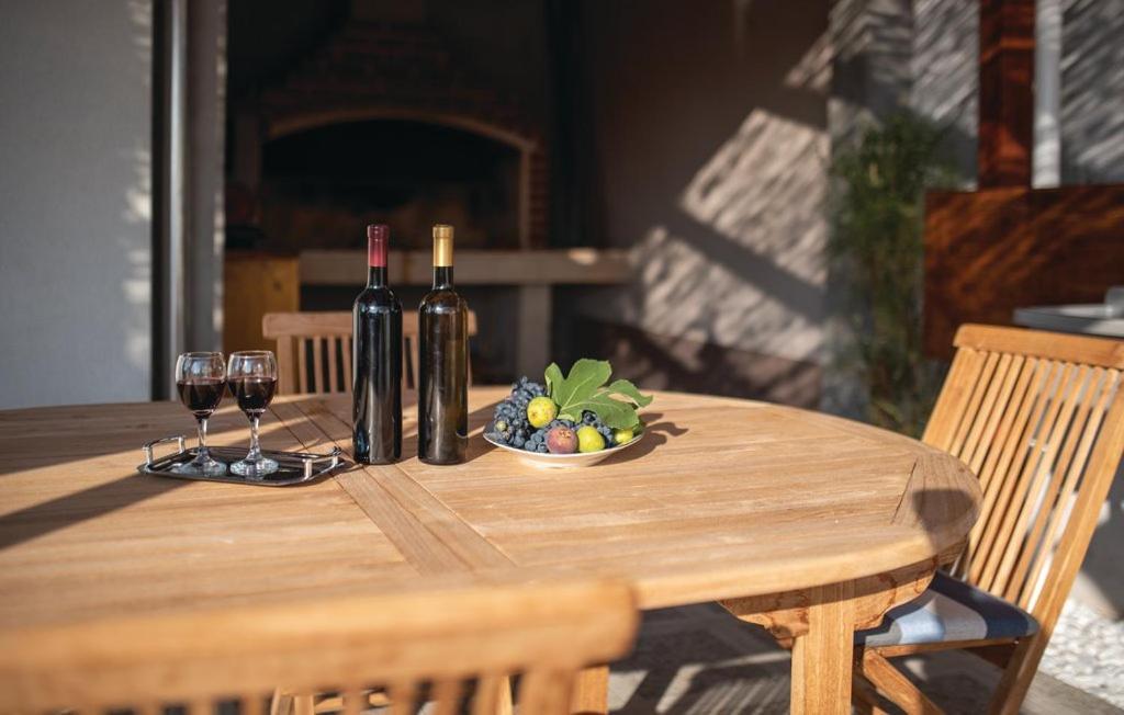 Holiday Home Sunce Dalmacije Mratovo Luaran gambar