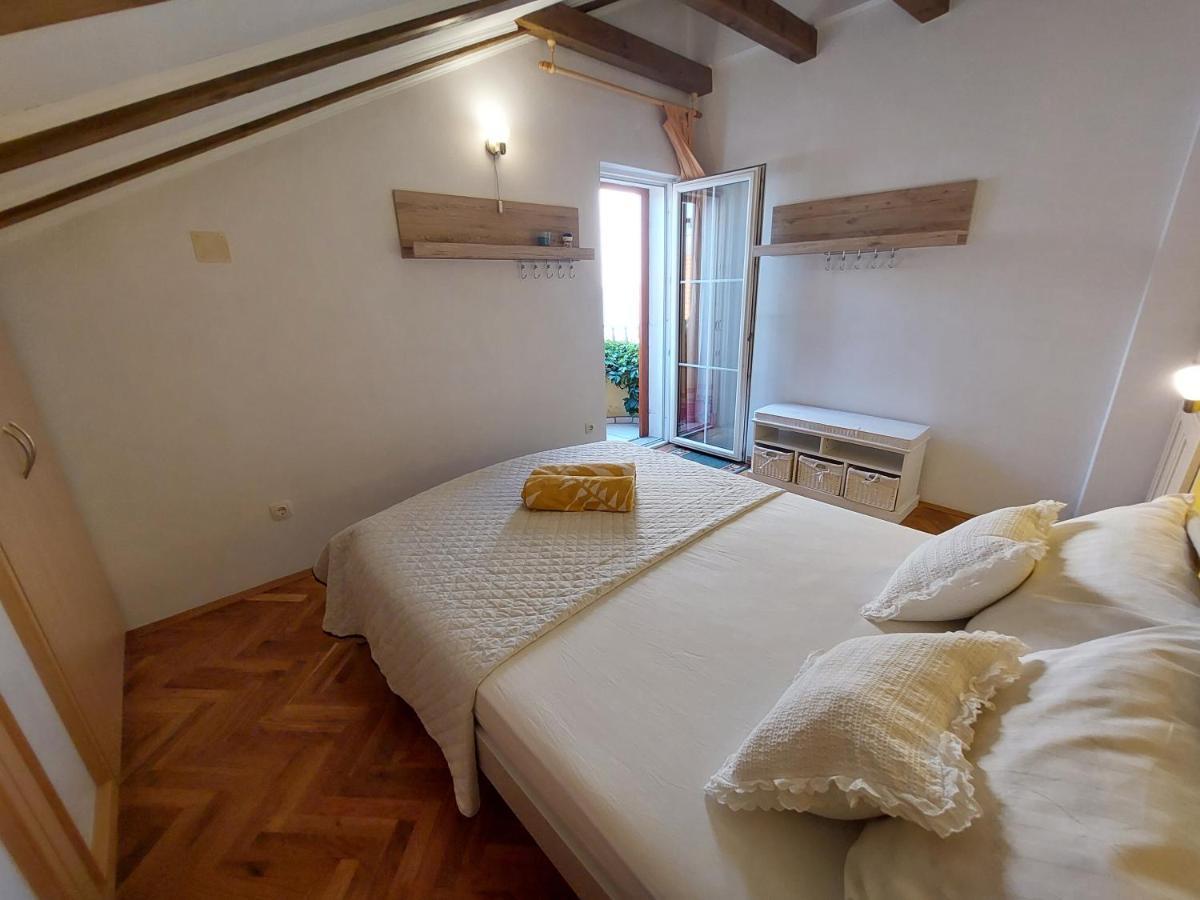 Holiday Home Sunce Dalmacije Mratovo Luaran gambar