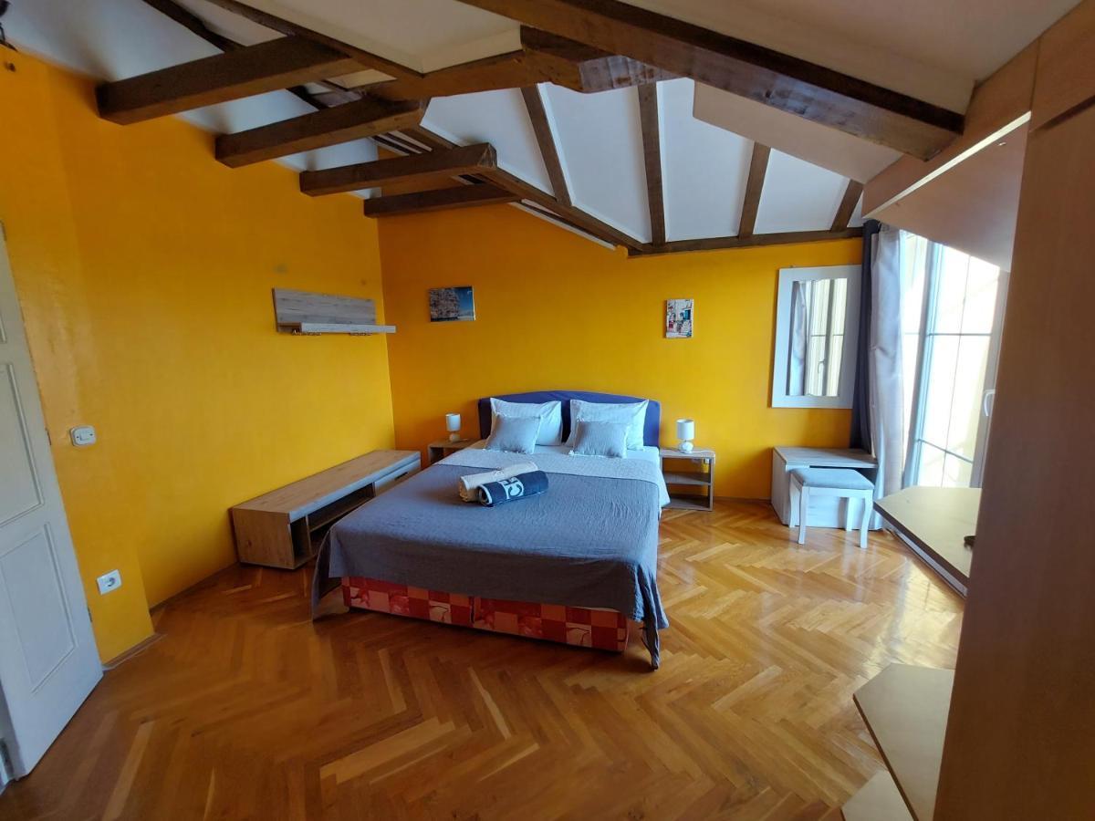 Holiday Home Sunce Dalmacije Mratovo Luaran gambar
